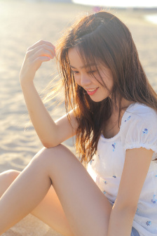黄允材